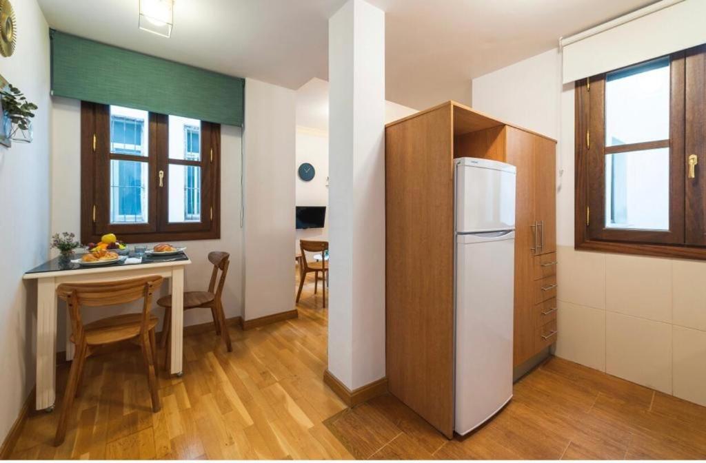 Adorable Apartamento Centro Granada Apartment Bagian luar foto